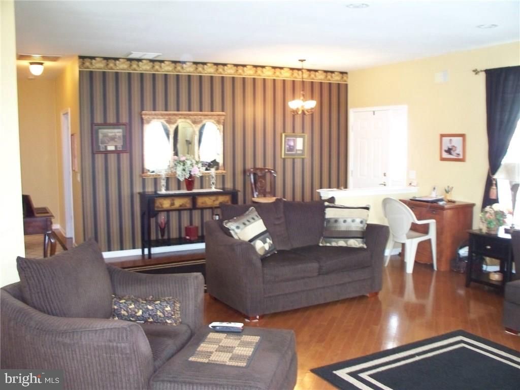 8 Springdale Road Manchester Township, NJ 08759 - Photo 2 of 30