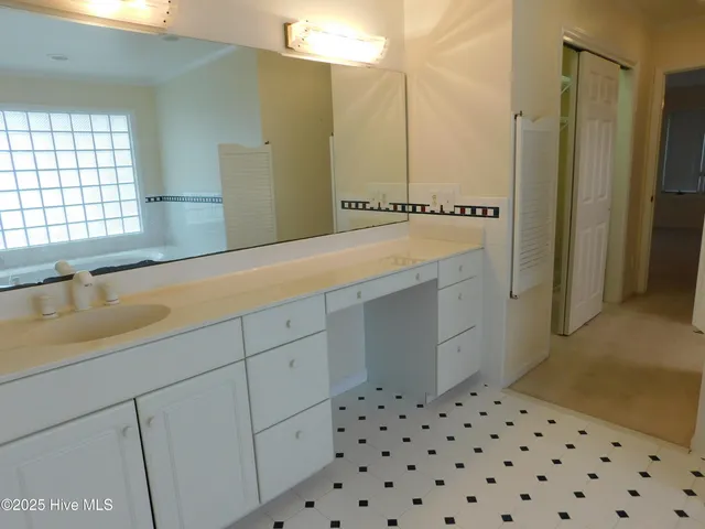 $1,799 | 914 Muirfield Place, New Bern, NC 28560