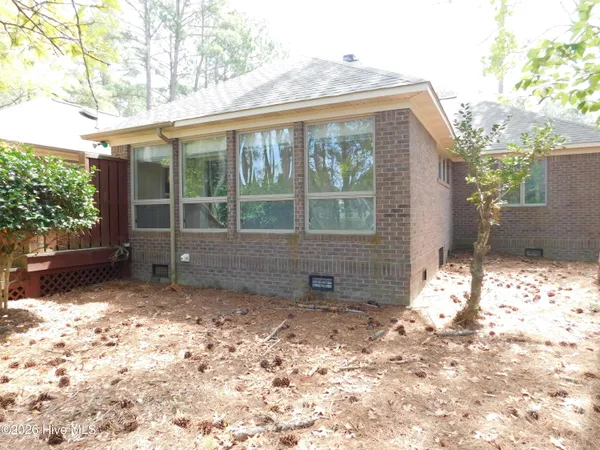 $1,799 | 914 Muirfield Place, New Bern, NC 28560