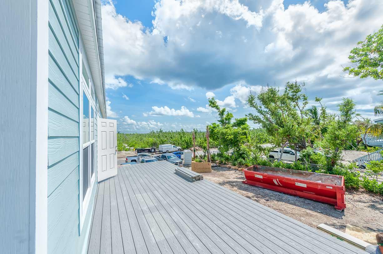 28240 County Road Summerland Key, FL 33042 - Photo 14 of 27 Side Wrap-Around Composite Deck