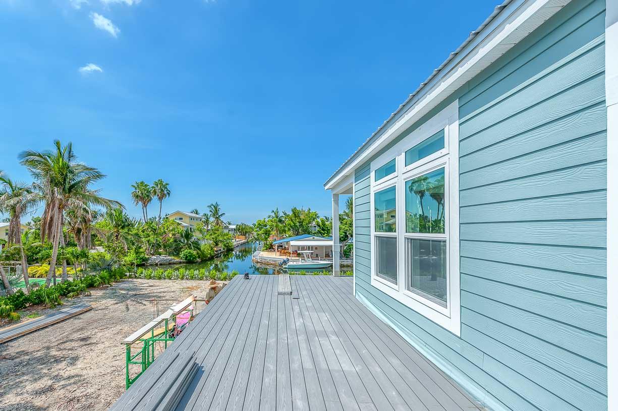 28240 County Road Summerland Key, FL 33042 - Photo 15 of 27 Side Wrap-Around Composite Deck