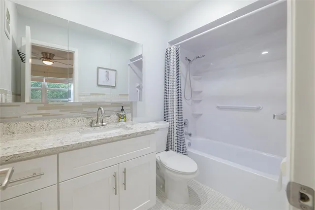 $140,000 | 5071 West Oakland Park Boulevard, Unit 209, Lauderdale Lakes, FL 33313