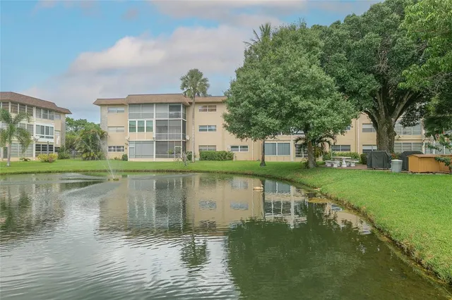 $140,000 | 5071 West Oakland Park Boulevard, Unit 209, Lauderdale Lakes, FL 33313