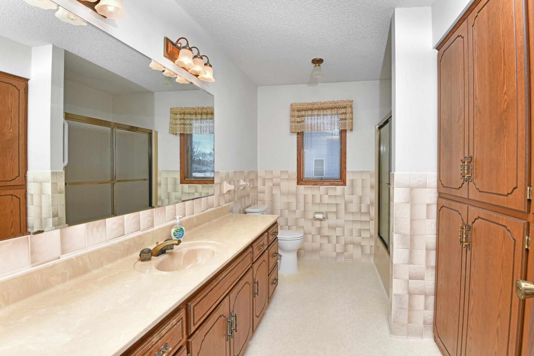 2530 Clearwater Road St. Cloud, MN 56301 - Photo 12 of 21