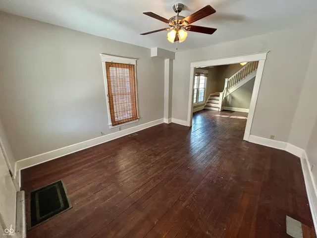 $1,495 | 235 North Oxford Street, Indianapolis, IN 46201