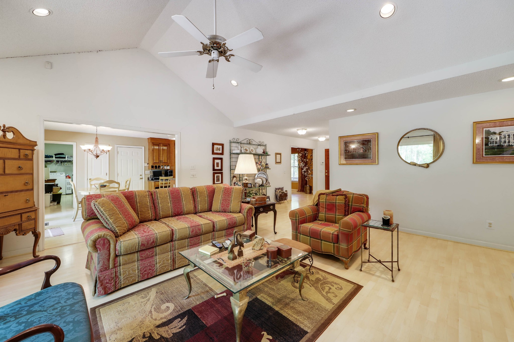 2721 Callis Road Lebanon, TN 37090 - Photo 10 of 38 a living room with furniture and a flat screen tv
