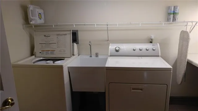 $1,500 | 21 South Washington Street, East Rochester, NY 14445