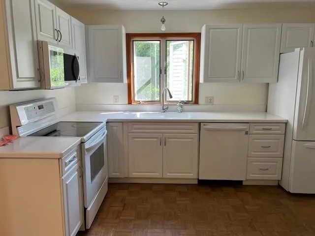 $1,500 | 21 South Washington Street, East Rochester, NY 14445