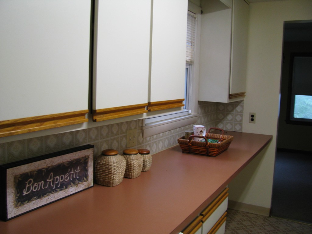 42 Reedstone Avenue Chicopee, MA 01020 - Photo 12 of 23 Gallery Image 12
