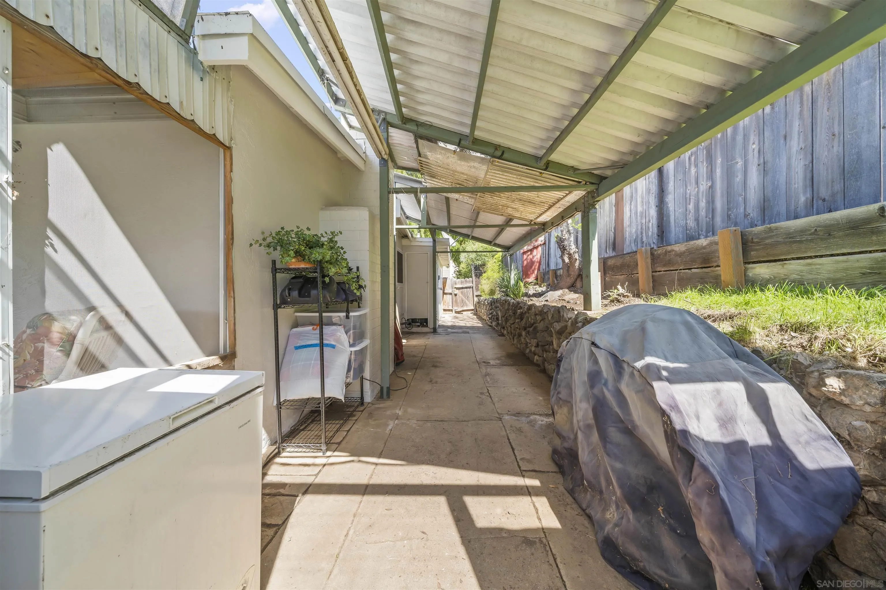 9240 Northcote Road Santee, CA 92071 - Photo 35 of 45 a view of living room with furniture and a rug