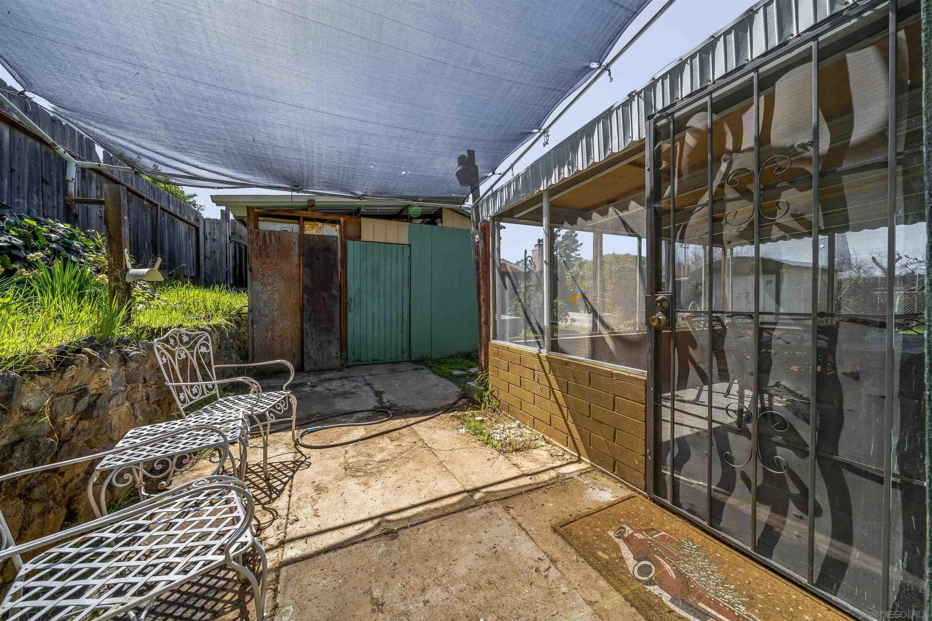 9240 Northcote Road Santee, CA 92071 - Photo 36 of 45 a view of entryway