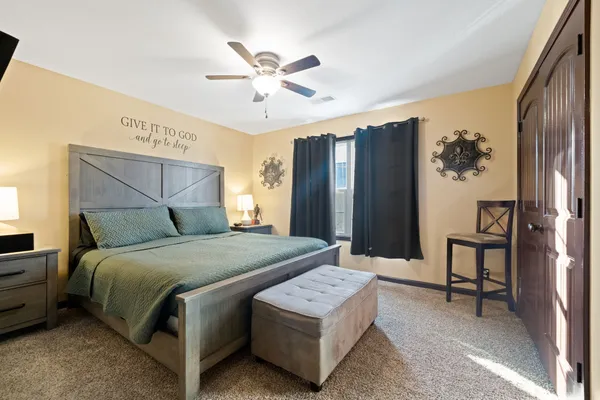 $1,800 | 965 Harding Drive, Clarksville, TN 37042