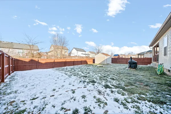 $1,800 | 965 Harding Drive, Clarksville, TN 37042