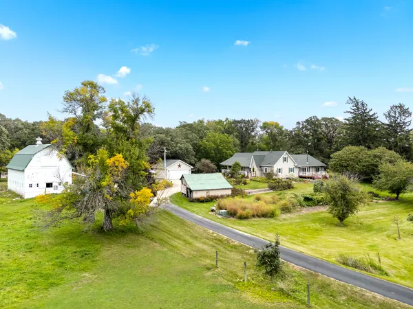 $675,000 | 87854 Highway 251, Austin, MN 55912