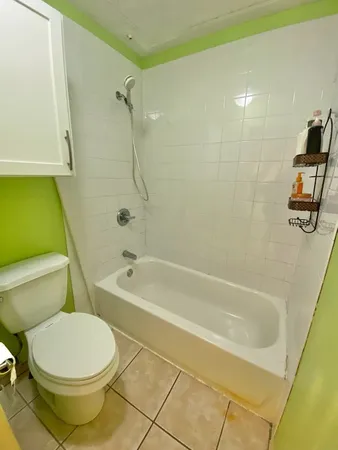 $1,595 | 807 West 25th Street, Unit 215, Austin, TX 78705