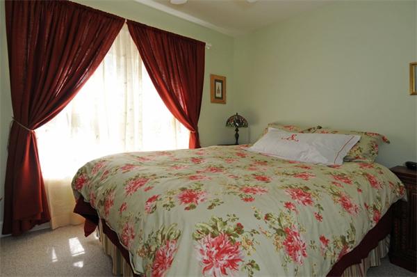75 Ripley Street, Unit 75 Newton, MA 02459 - Photo 4 of 22