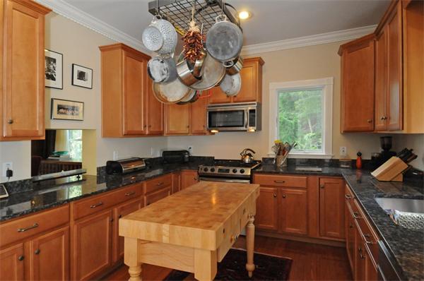 75 Ripley Street, Unit 75 Newton, MA 02459 - Photo 8 of 22