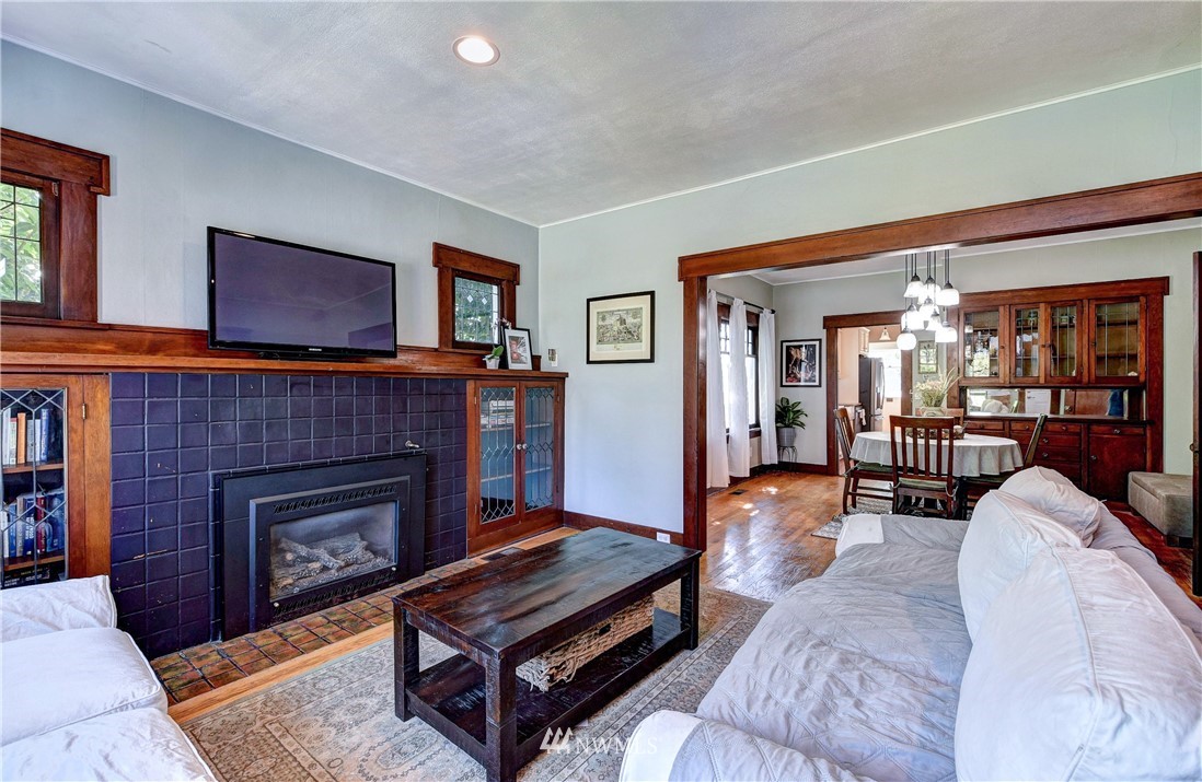 1014 Rucker Avenue Everett, WA 98201 - Photo 8 of 22