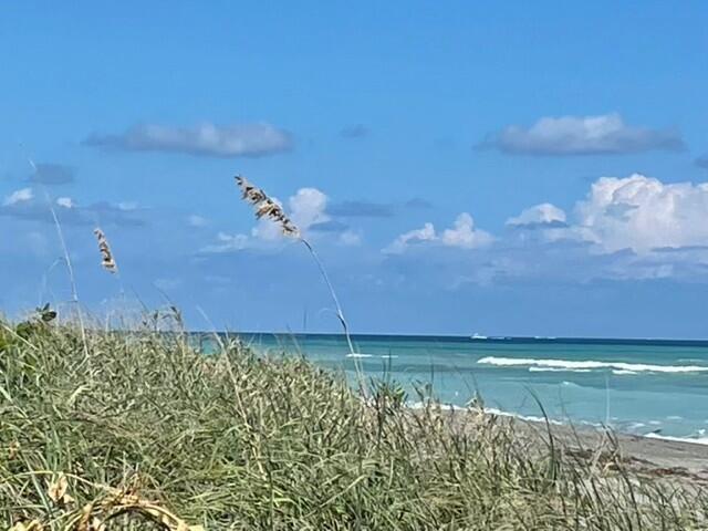 291 Mercury Road, Unit 2 Juno Beach, FL 33408 - Photo 12 of 14 tempImageUIxam3