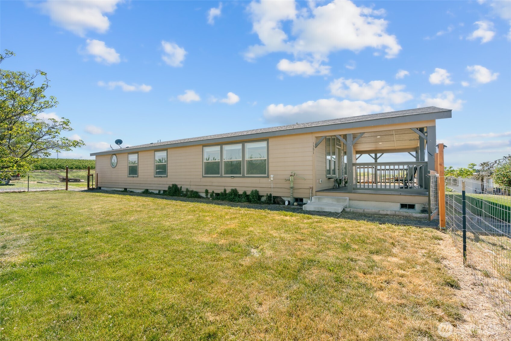 1351 Nass Road Granger, WA 98932 - Photo 3 of 35