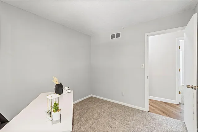 $280,000 | 507 Vivian Street, Liberty, MO 64068