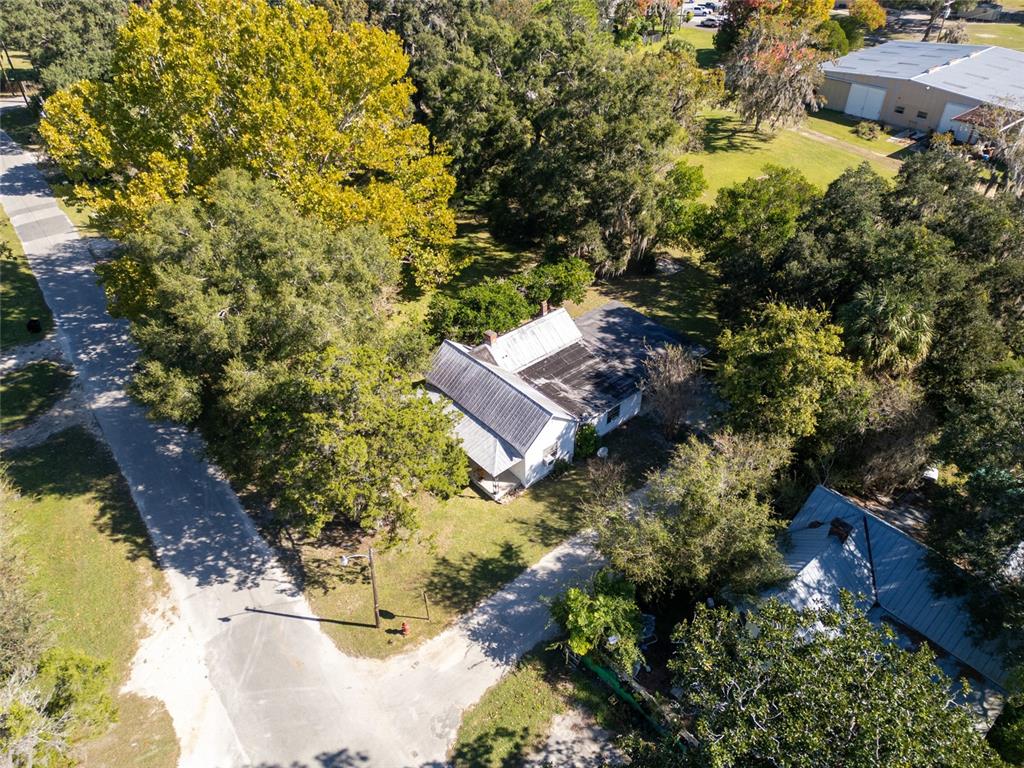 329 Southeast 2nd Street Williston, FL 32696 - Photo 38 of 46