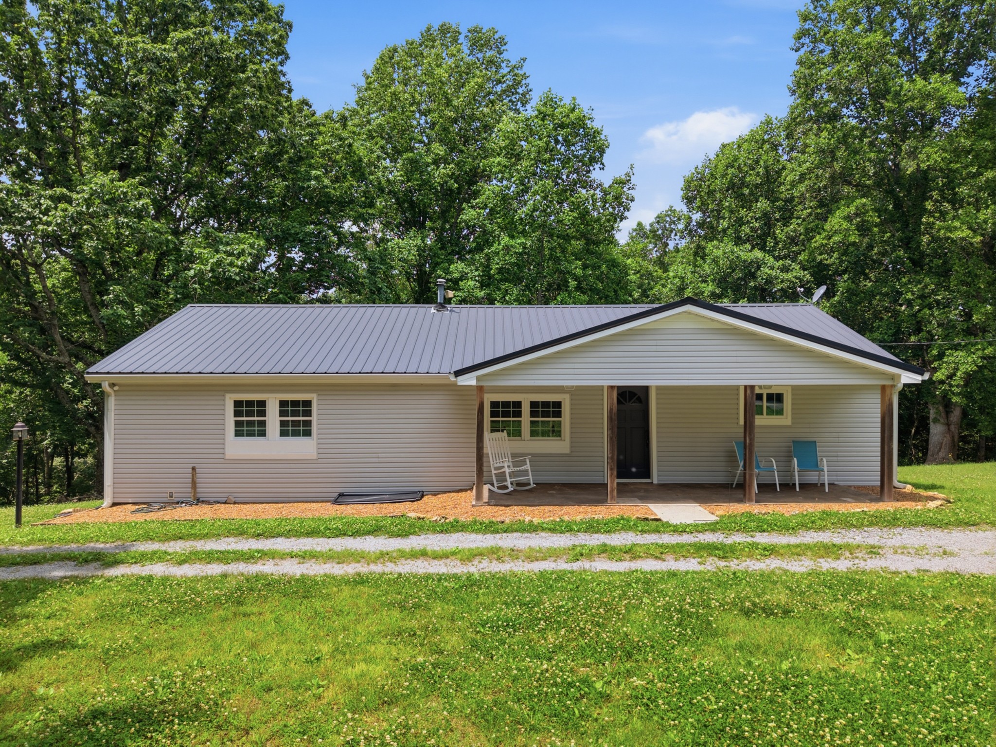 8836 West Sheepneck Road Mount Pleasant, TN 38474 - Photo 3 of 39