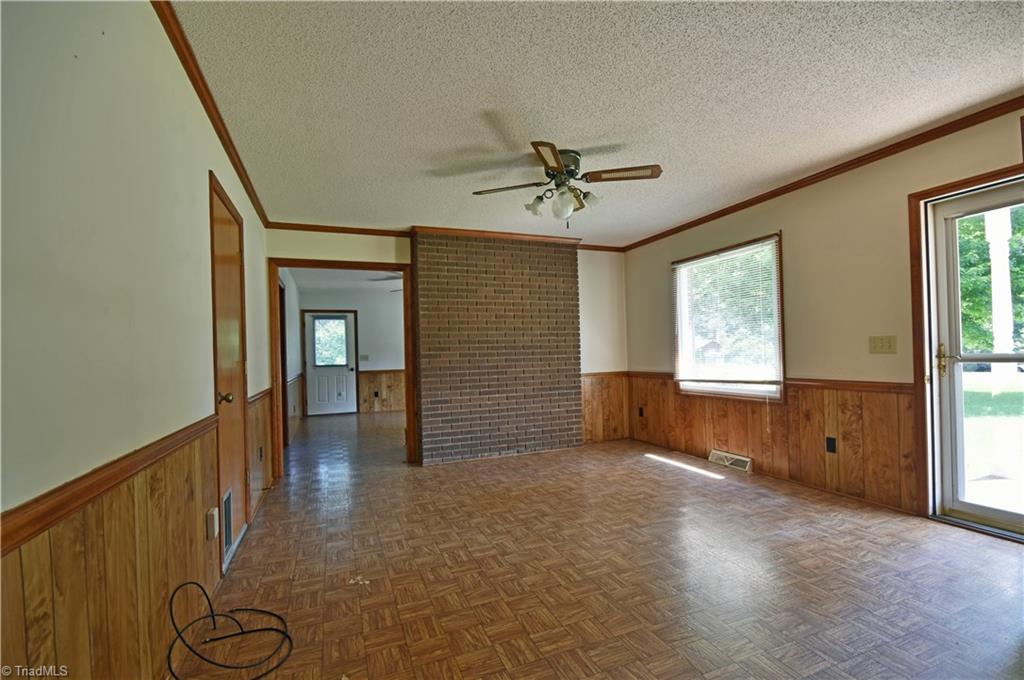 1058 Priddy Road King, NC 27021 - Photo 3 of 29