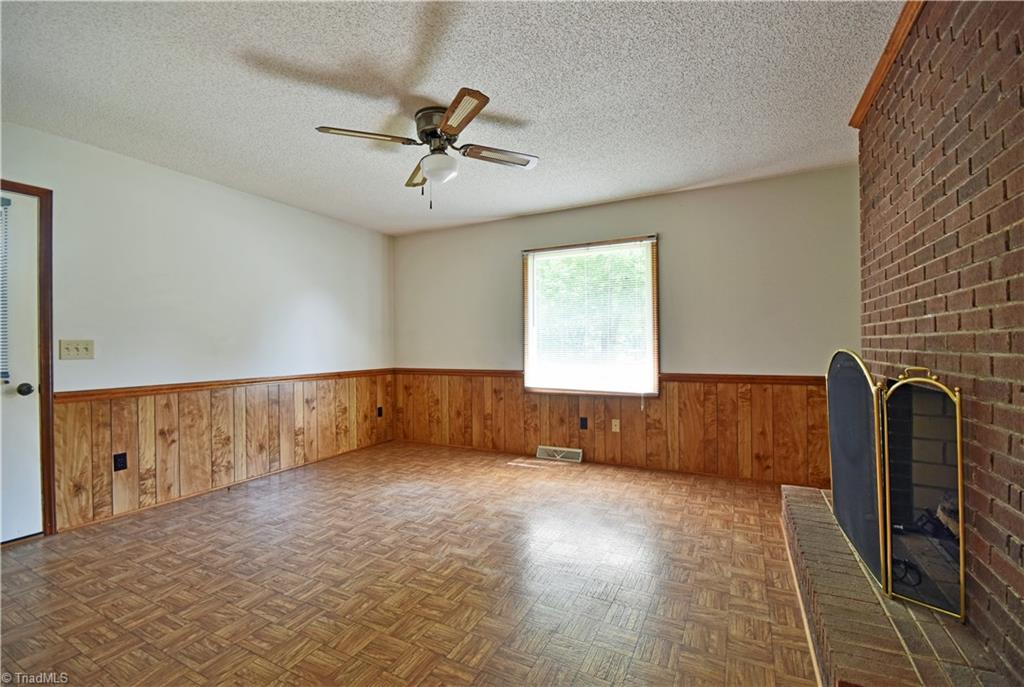 1058 Priddy Road King, NC 27021 - Photo 10 of 29