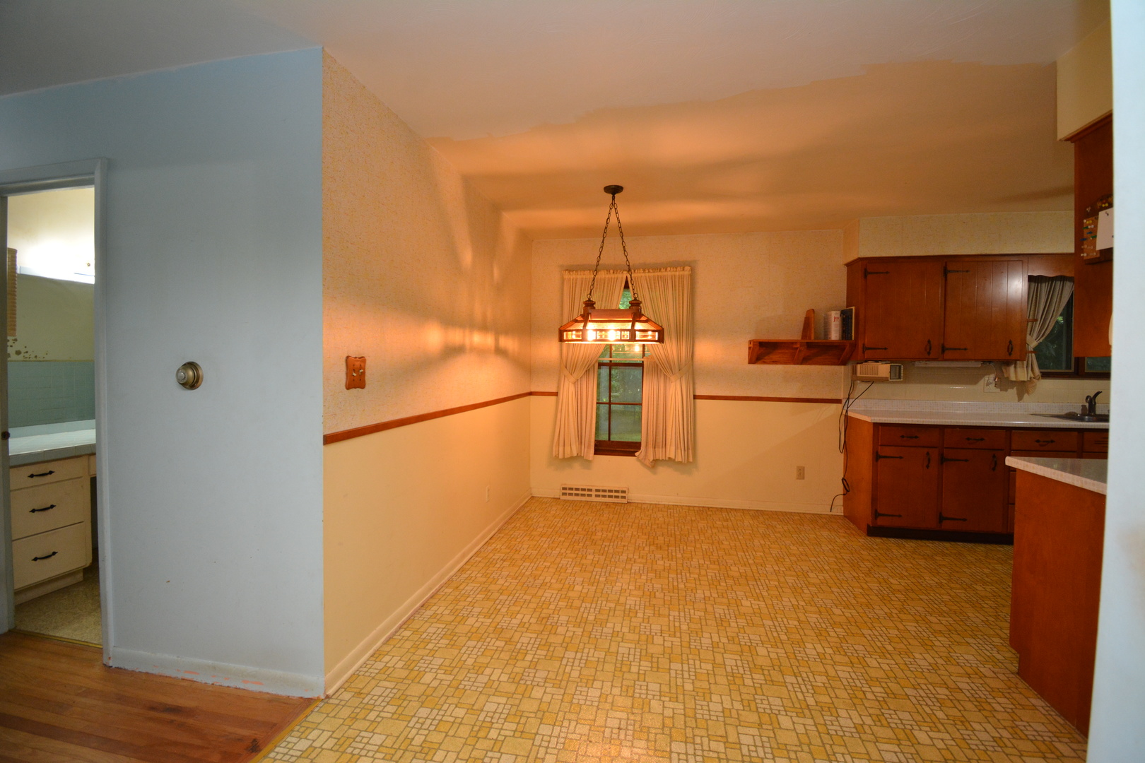 1003 North Maple Street Normal, IL 61761 - Photo 9 of 54 Gallery Image 9