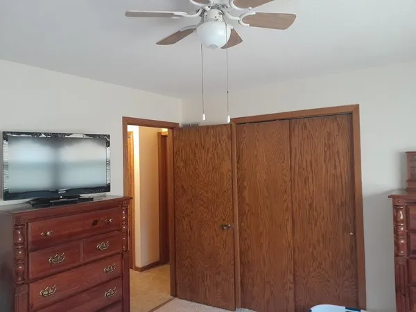 $248,000 | 335-337 East Alona Lane, Lancaster, WI 53813