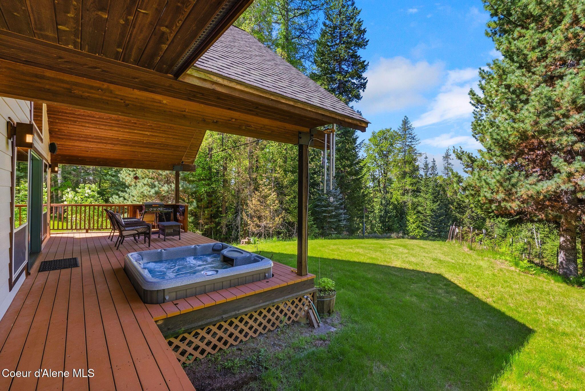 1196 Gold Creek Road Sandpoint, ID 83864 - Photo 23 of 66 .