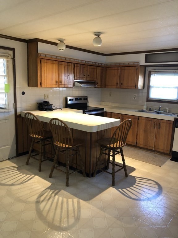 20 Valley Forge Road Taunton, MA 02780 - Photo 17 of 38 Gallery Image 17