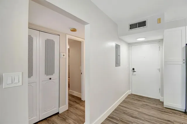 $330,000 | 1000 River Reach Drive, Unit 209, Fort Lauderdale, FL 33315