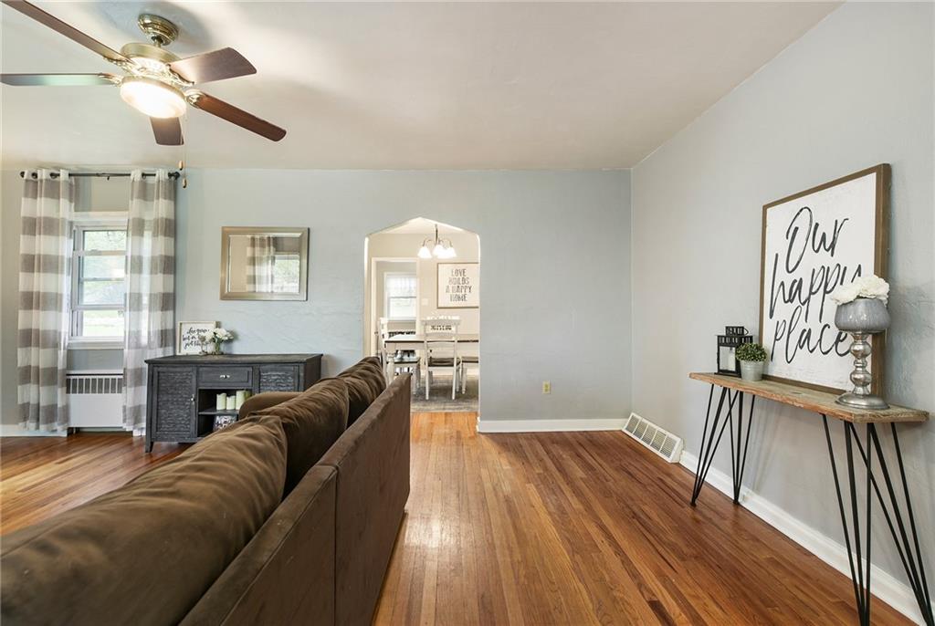 6065 Library Road Bethel Park, PA 15102 - Photo 3 of 25 Gallery Image 3
