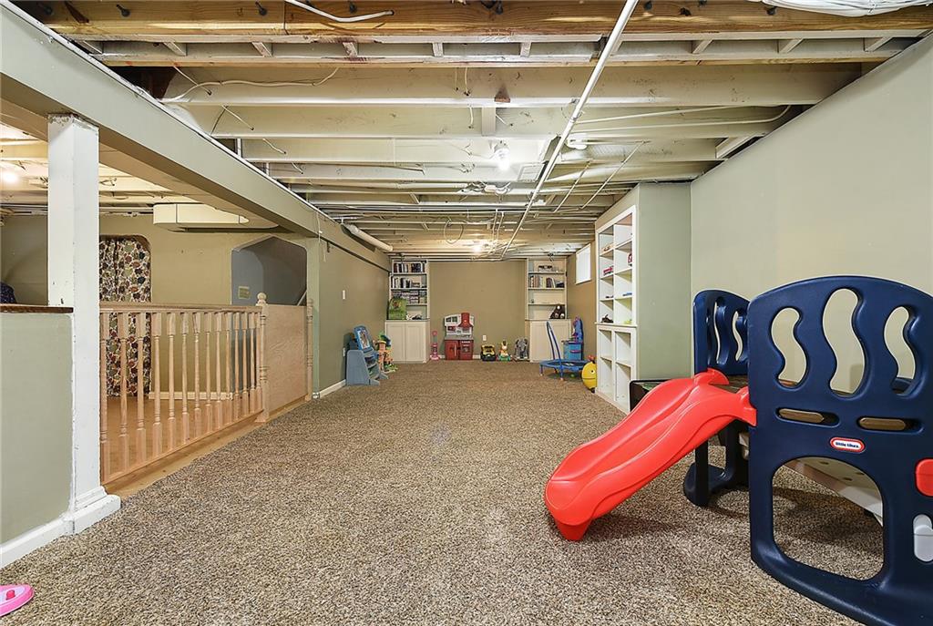6065 Library Road Bethel Park, PA 15102 - Photo 21 of 25 Gallery Image 21