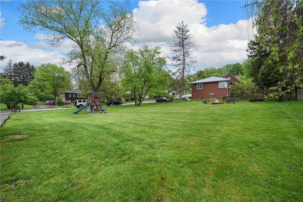 6065 Library Road Bethel Park, PA 15102 - Photo 24 of 25 Gallery Image 24