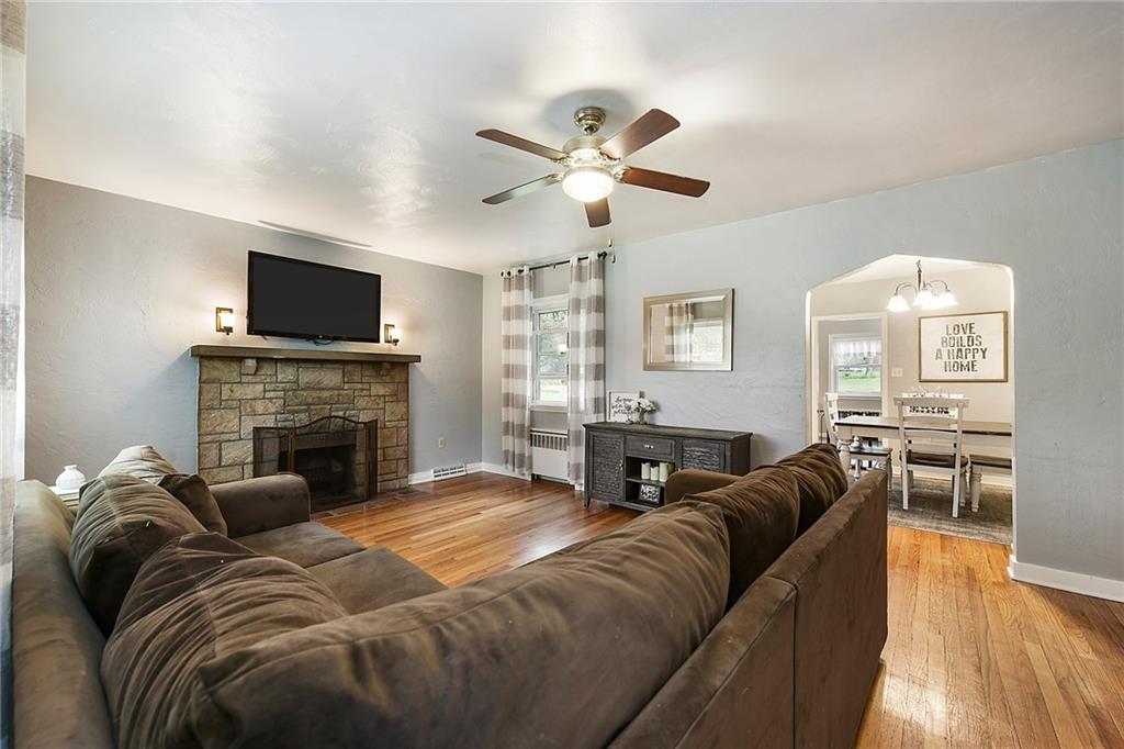 6065 Library Road Bethel Park, PA 15102 - Photo 5 of 25 Gallery Image 5