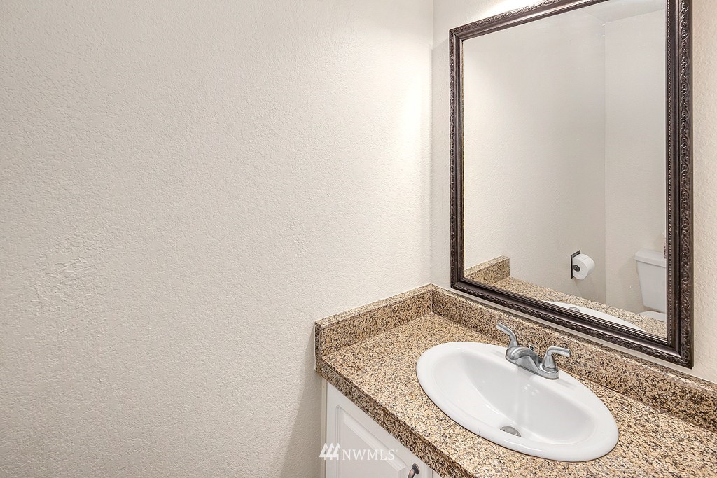 412 Center Road, Unit E6 Everett, WA 98204 - Photo 8 of 12