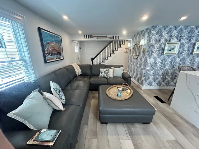 $12,000 | 23 Anthony Street, Unit 2, Newport, RI 02840