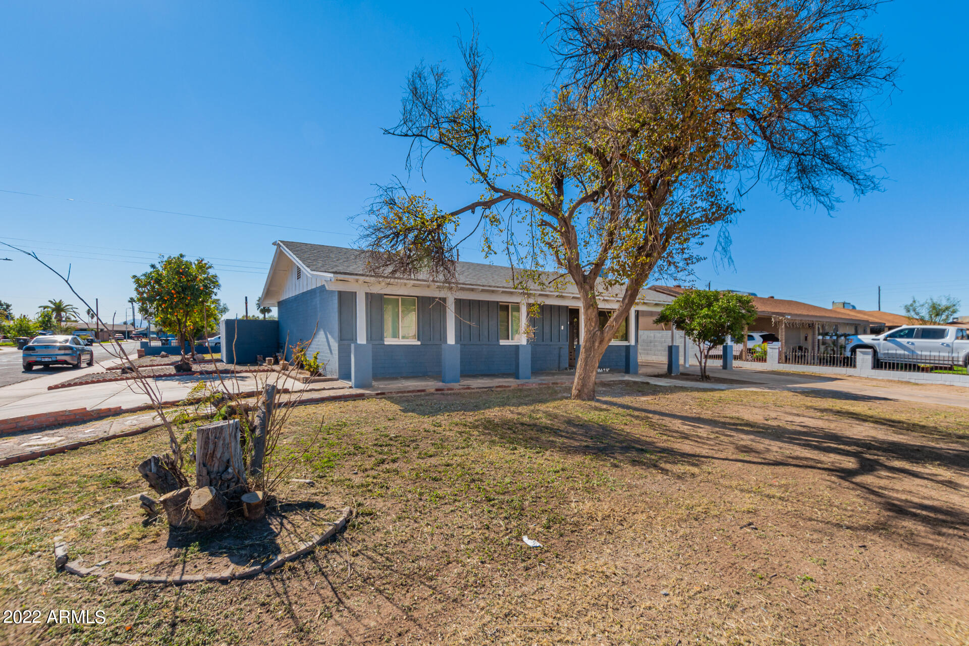 8227 West Osborn Road Phoenix, AZ 85033 - Photo 3 of 28 05-Osborn