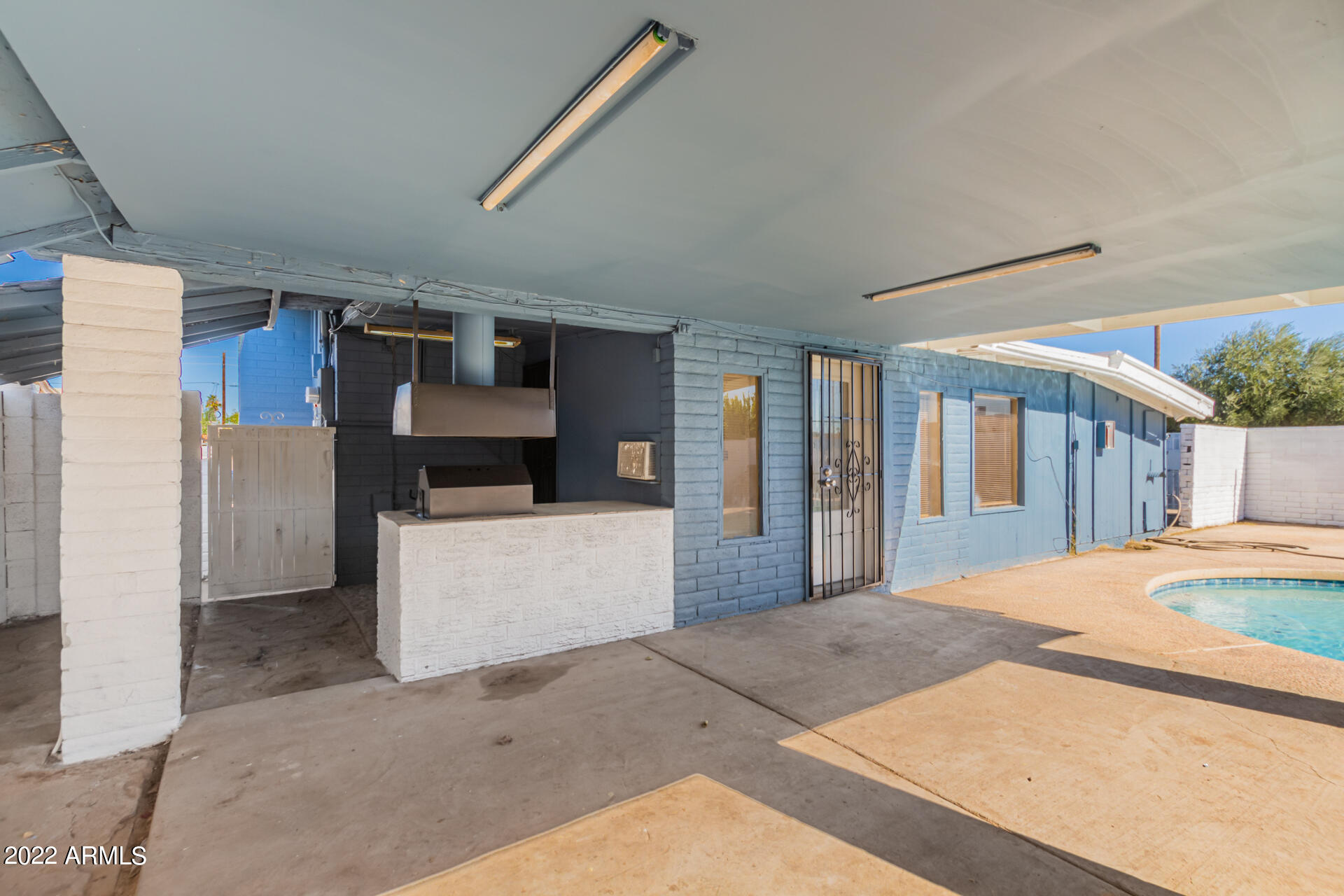 8227 West Osborn Road Phoenix, AZ 85033 - Photo 6 of 28 BBQ