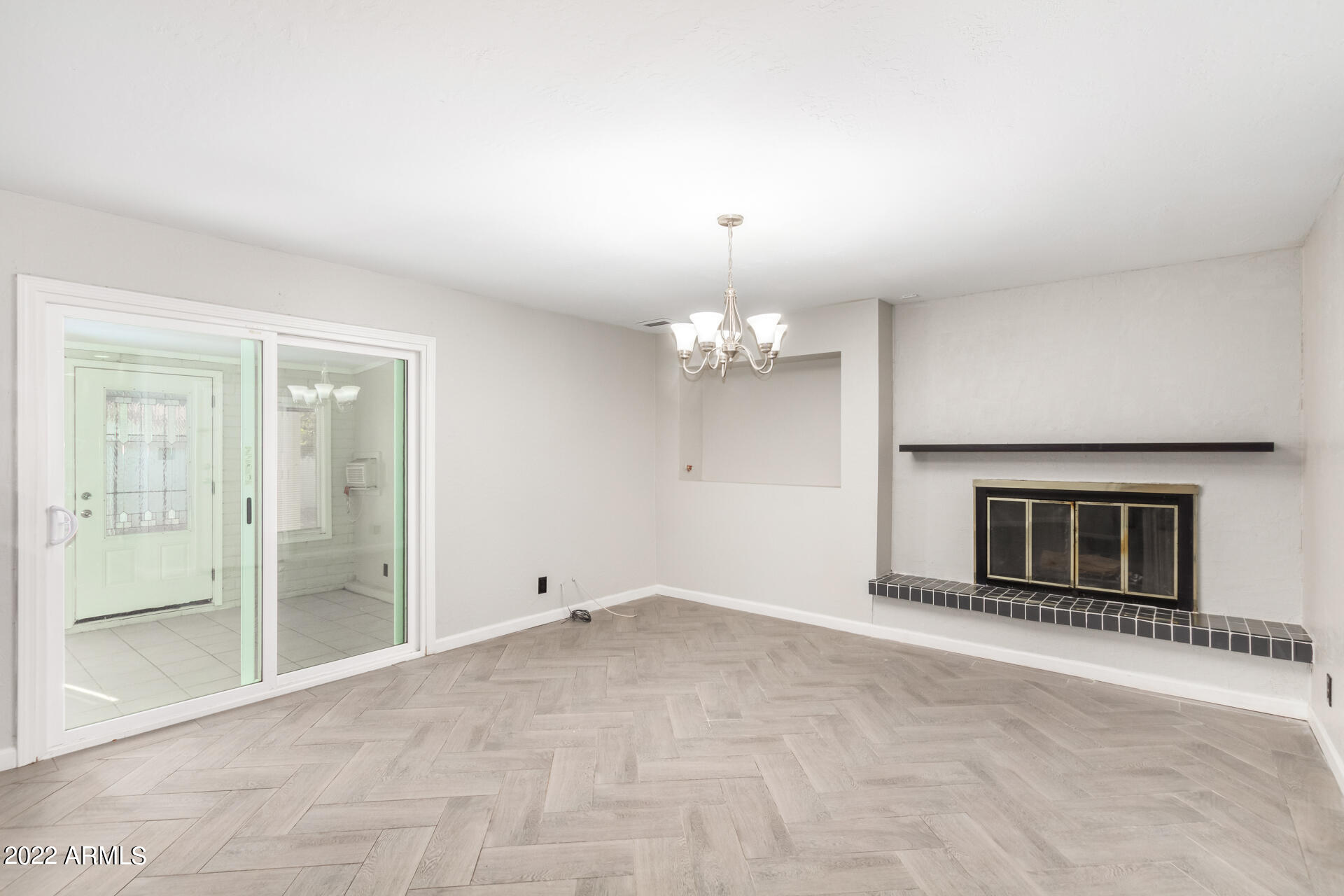 8227 West Osborn Road Phoenix, AZ 85033 - Photo 8 of 28 08-Osborn