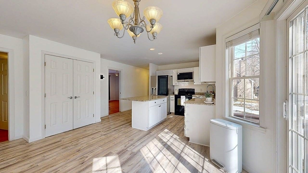 12 Coldbrook Road Millbury, MA 01527 - Photo 7 of 42