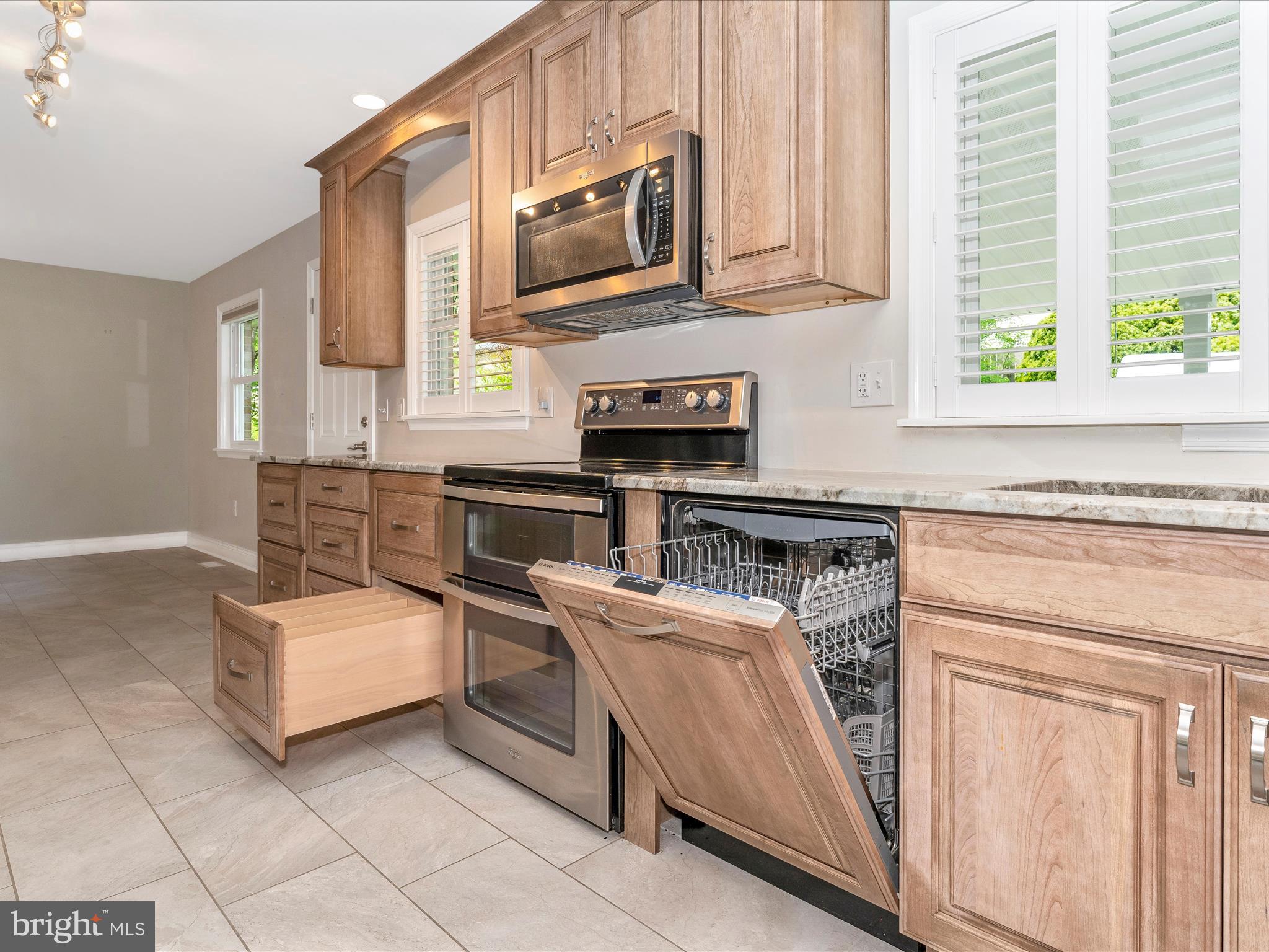 8549 Rocky Springs Road Frederick, MD 21702 - Photo 21 of 67 Kitchen