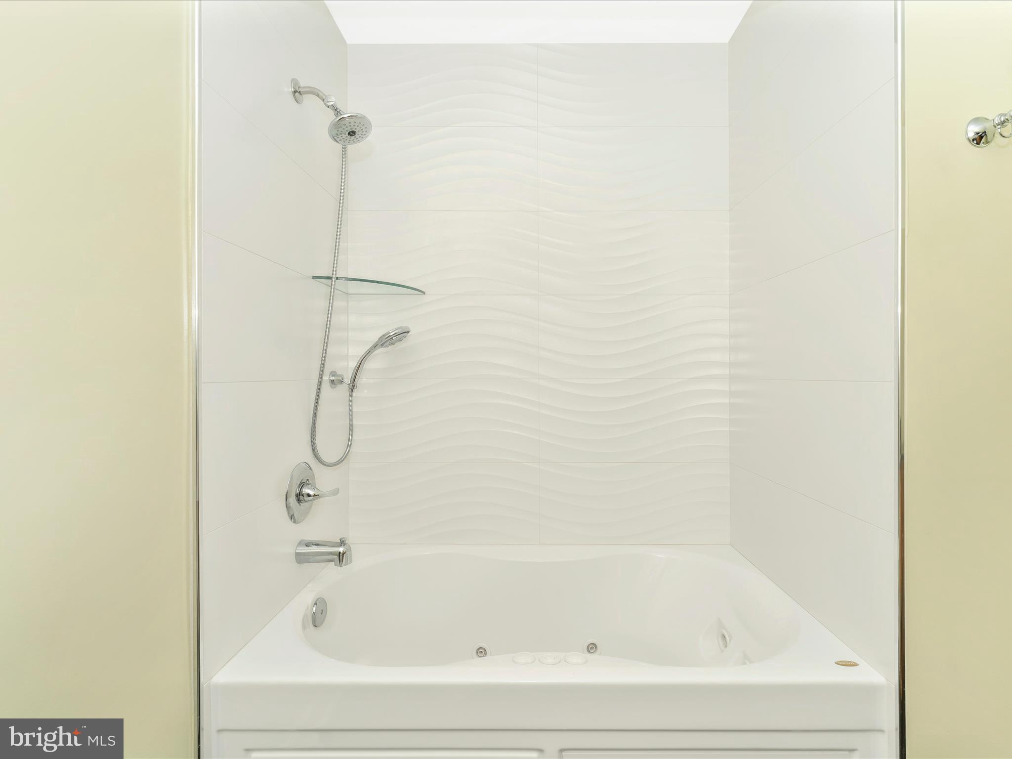 8549 Rocky Springs Road Frederick, MD 21702 - Photo 39 of 67 Bathroom