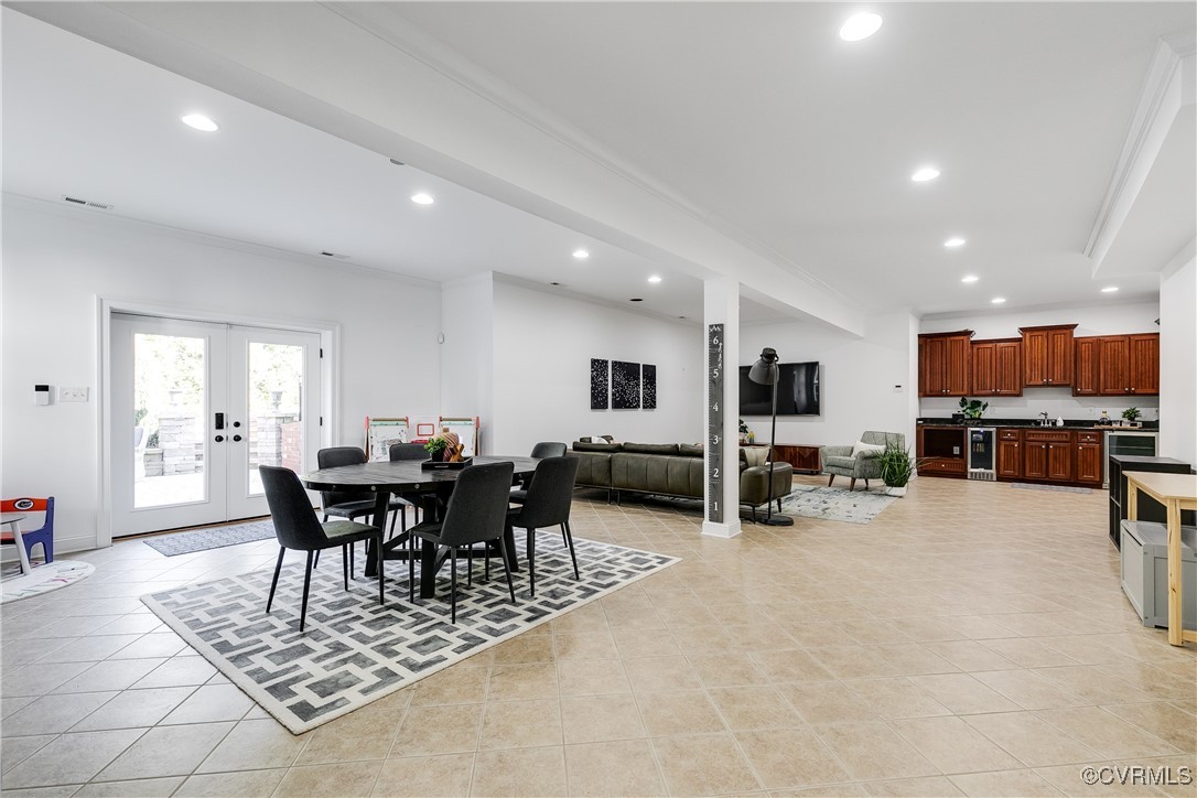 521 Raleigh Manor Road Henrico, VA 23229 - Photo 33 of 46 a view of a dining room with furniture