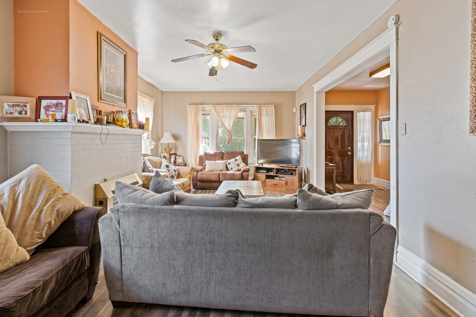 5214 West 24th Street Cicero, IL 60804 - Photo 5 of 29