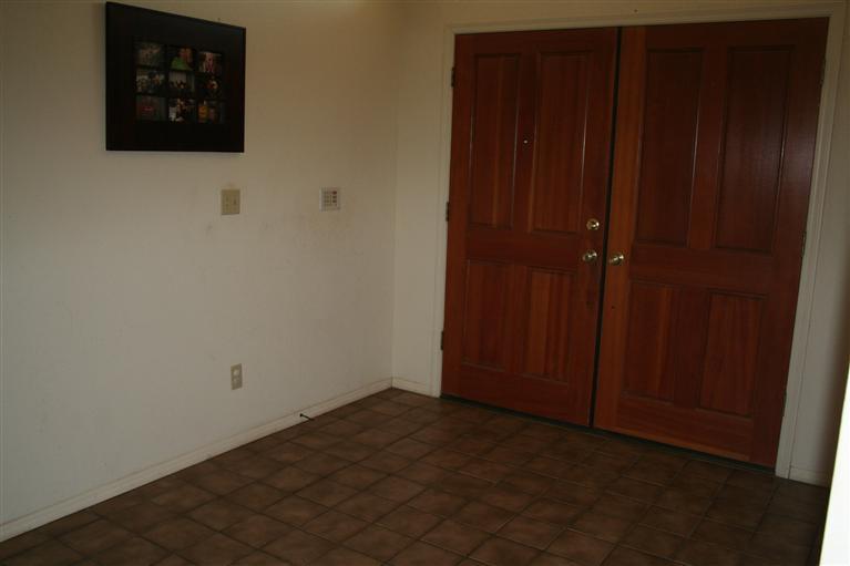22403 Homestead Road Clovis, CA 93619 - Photo 4 of 14 Gallery Image 4
