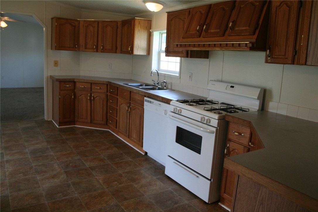 175 Spring Run Manchester, NY 14432 - Photo 15 of 28